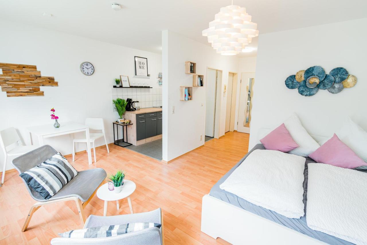 Helles Apartment In Top-Lage Mit Parkplatz Magdeburg Exterior photo